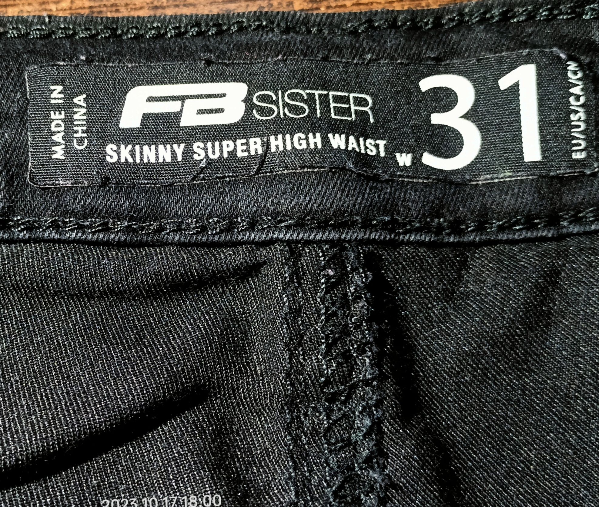 Czarne materiałowe Spodnie skinny New Yorker L (40)