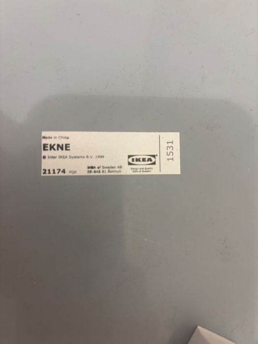 Espelho rosa Ikea