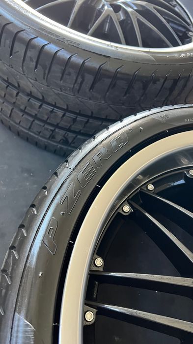 Jantes 19 com pneus P-ZERO