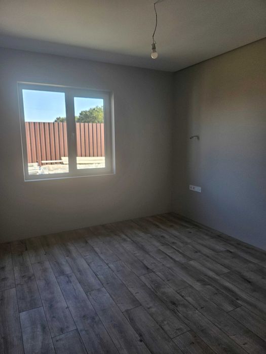 Продам затишний одноповерховий будинок з ремонтом у Ворзелі.