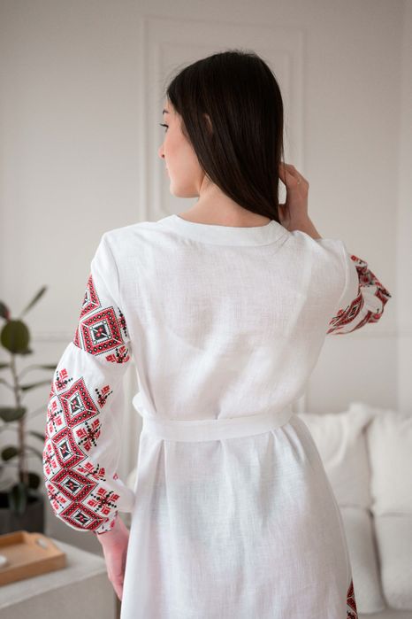 Жіноча сукня міді вишиванка «Мозаїка», білий льон 100%