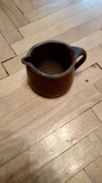 Stare ceramiczne naczynie