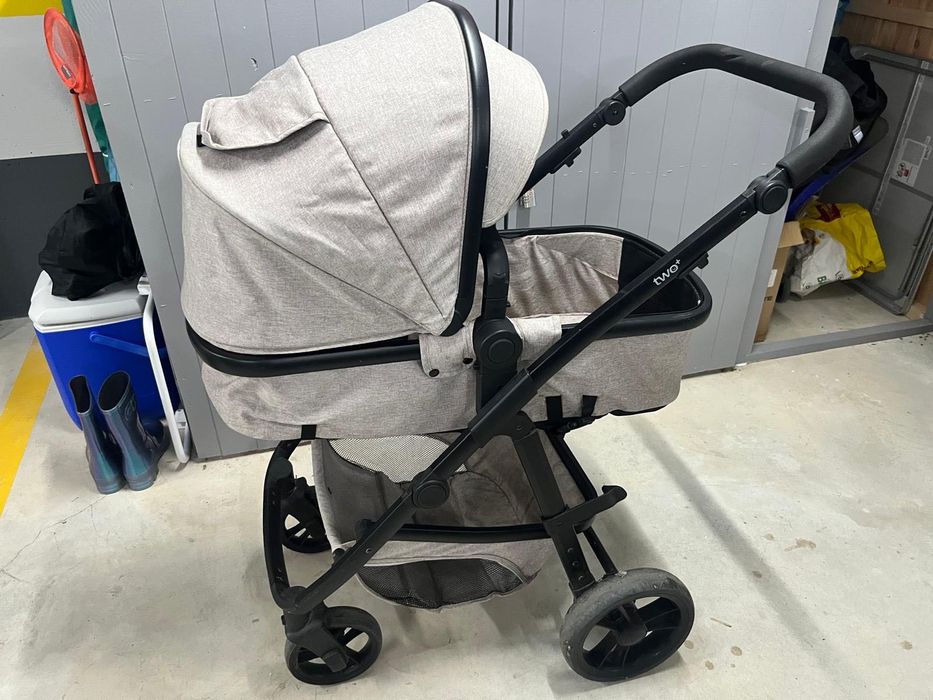 carrinho de bebê / baby stroller /poussette bébé