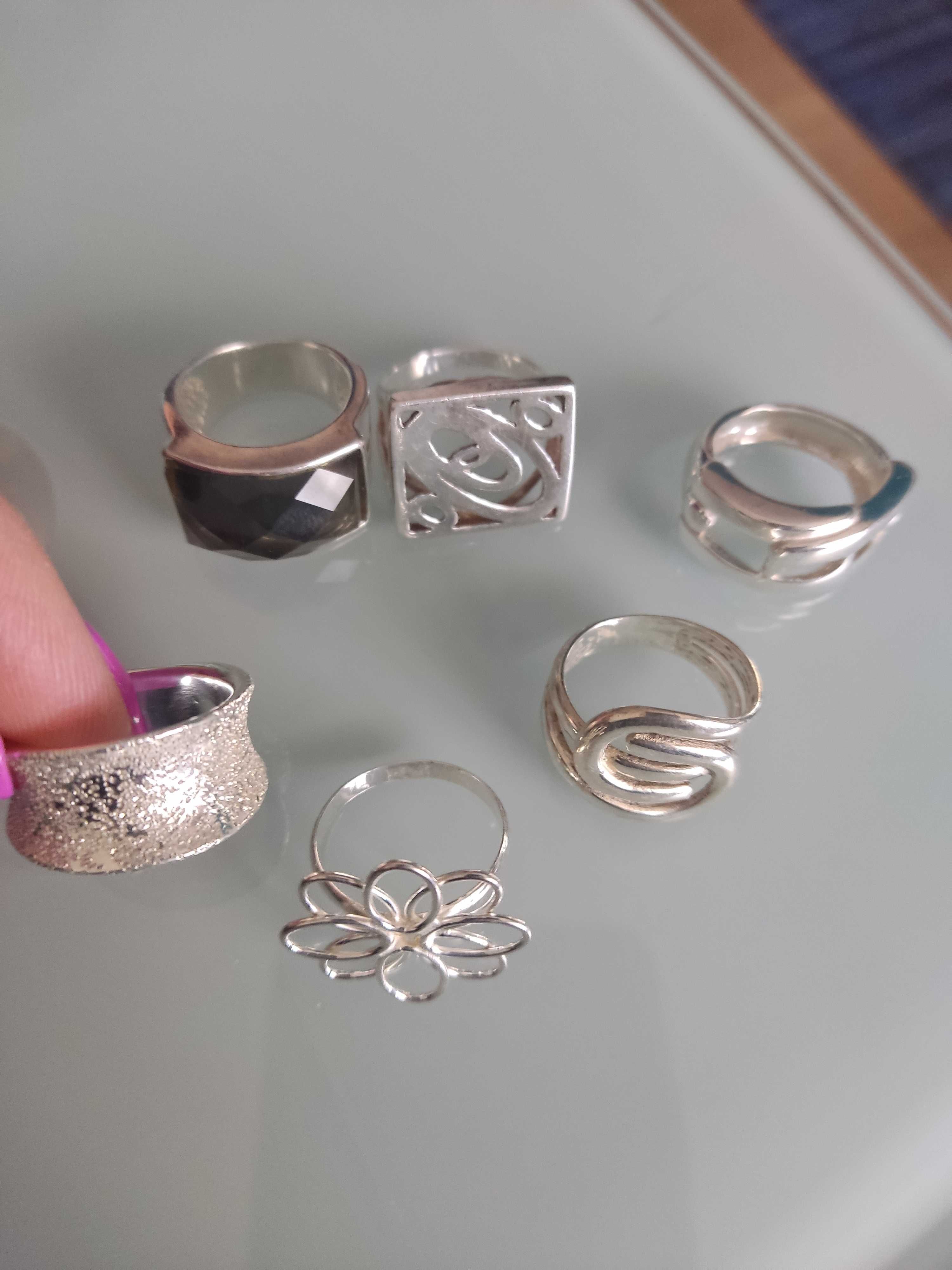 Anéis em prata (pouco uso, como novos)