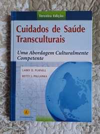 Livro "Os Cuidados de Saúde Transculturais" de Larry D. Purnell et al.