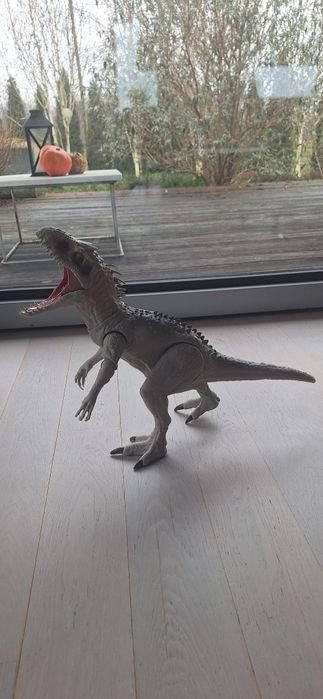 Jurassic World Dinozaur Indominus Rex dźwiek