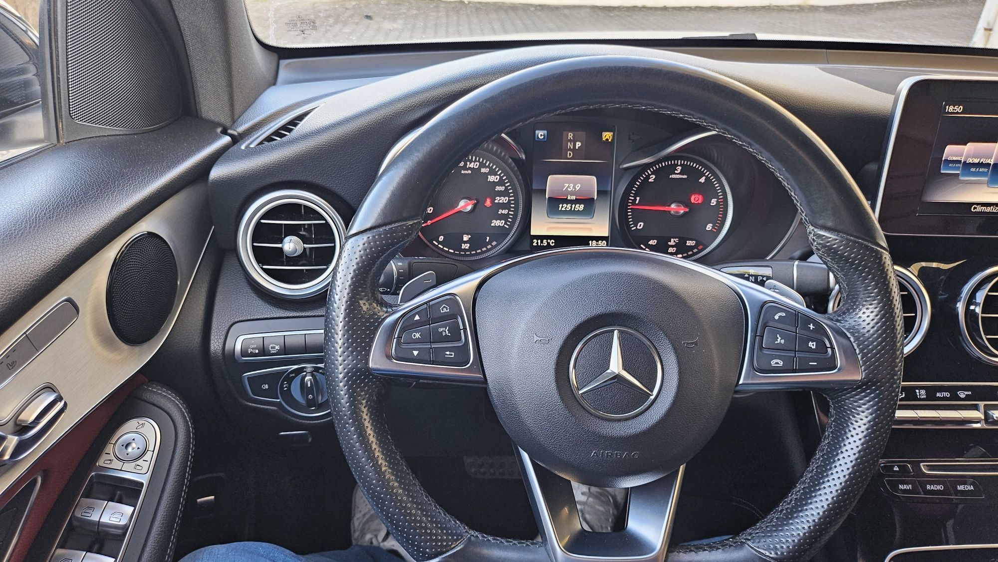 MERCEDES GLC 250 AMG