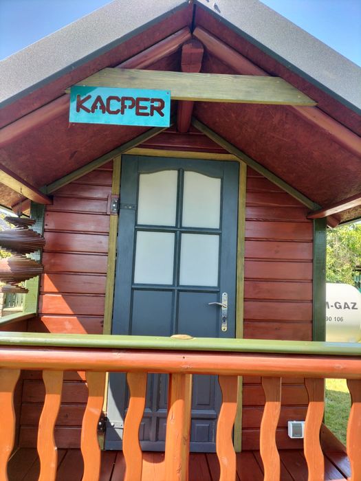 Domek  dla dzieci-schowek na narzędzia