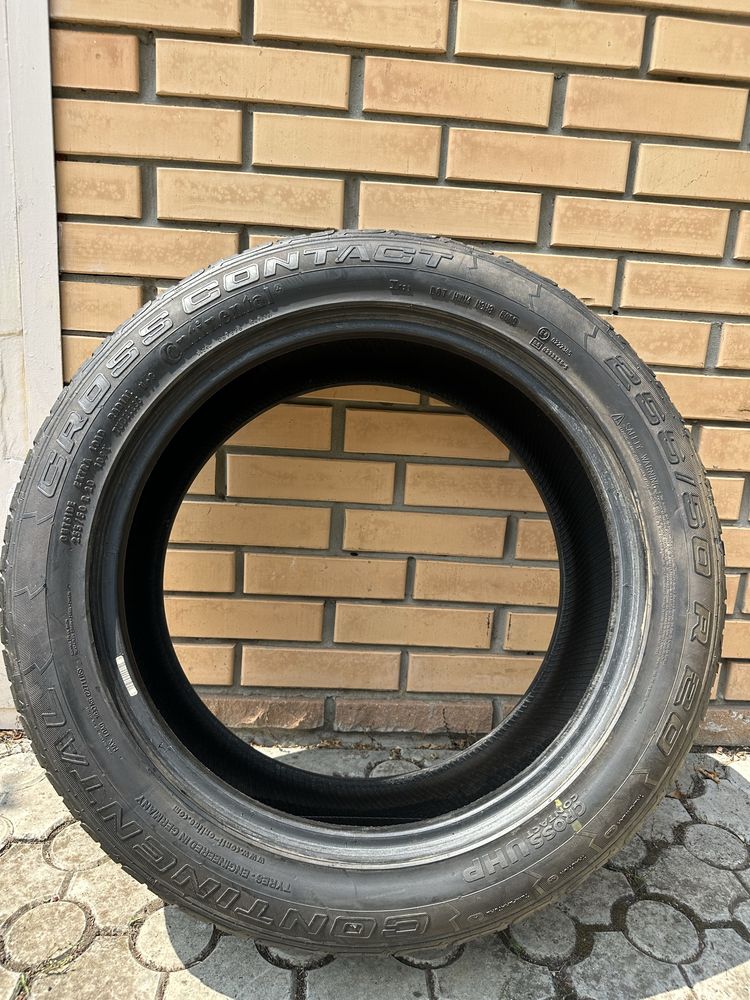 Продам  гуму Continental 255/50 R20