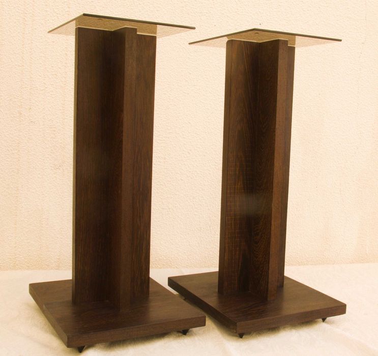 Suporte Para Colunas de Som em Madeira Maciça de Jambir