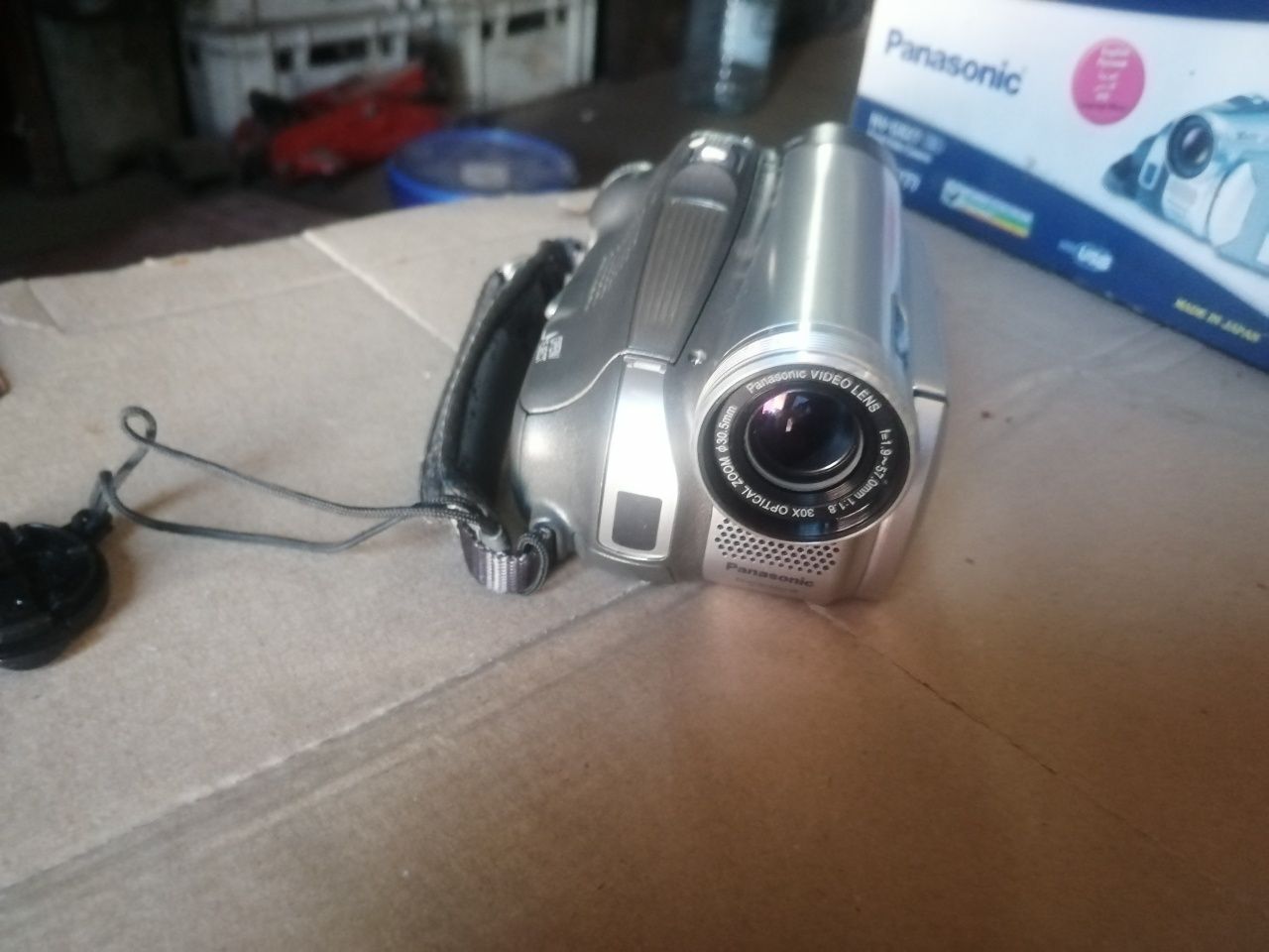 Видеокамера Panasonic nv-gs27