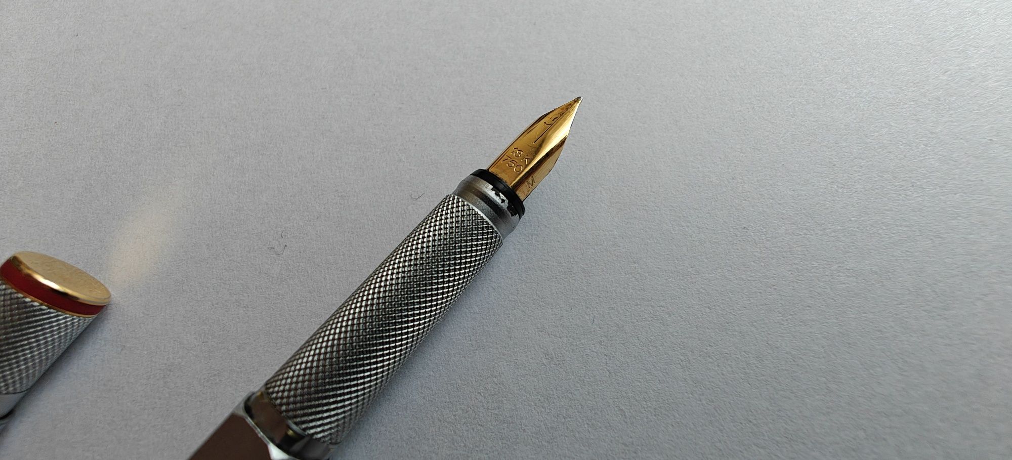 Pióro wieczne Rotring 600 18K rzadkie