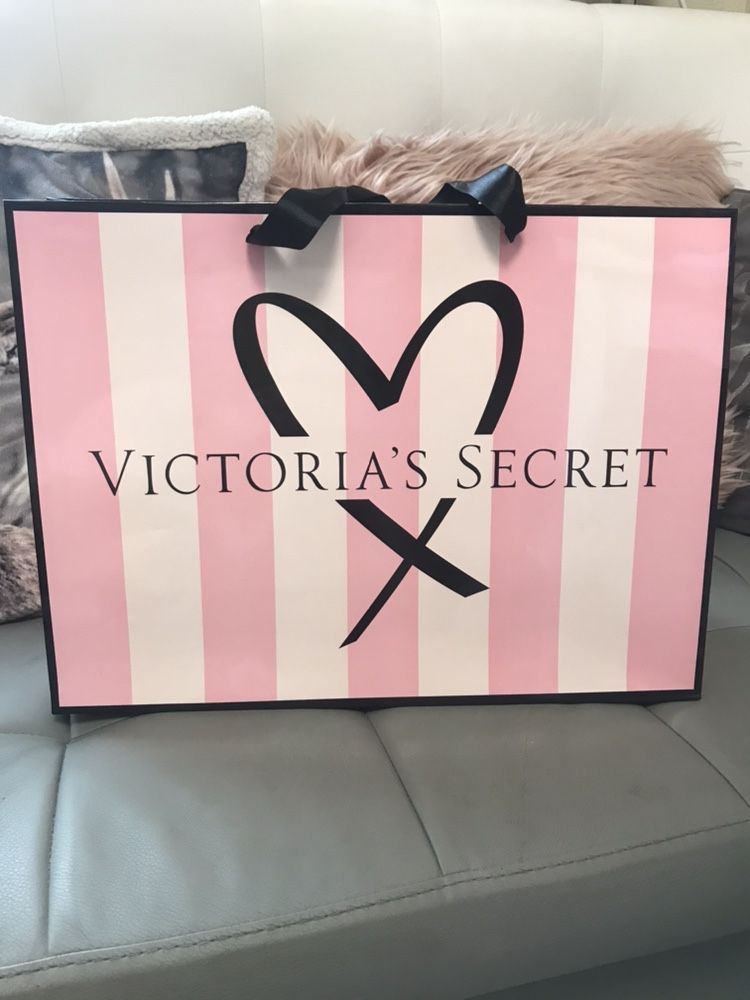 Подарункові коробкиVictoria’s Secret Вікторія Сікрет)