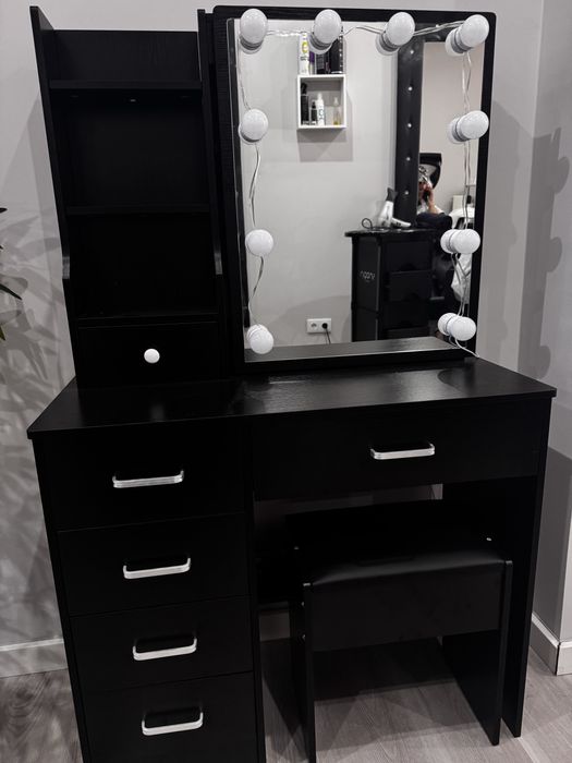 Mesa de maquilhagem (nunca usada)