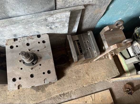 Прес форма, прес форми, для литья пластмаси