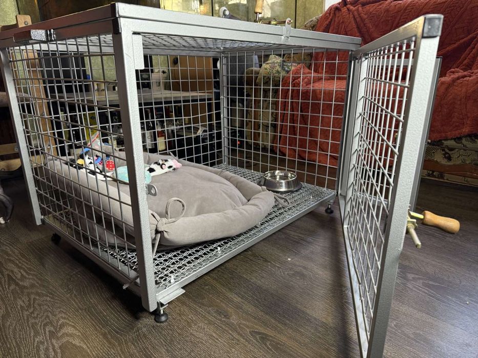 Продам переносний вольер для собак