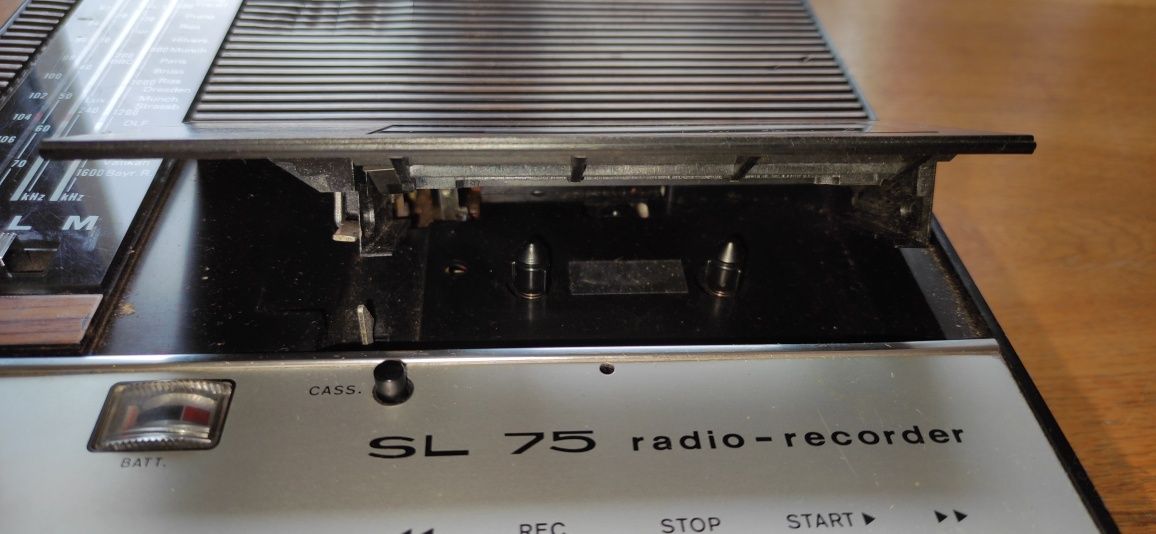 Radio ITT SCHAUB LORENZ SL 75 radio - recorder