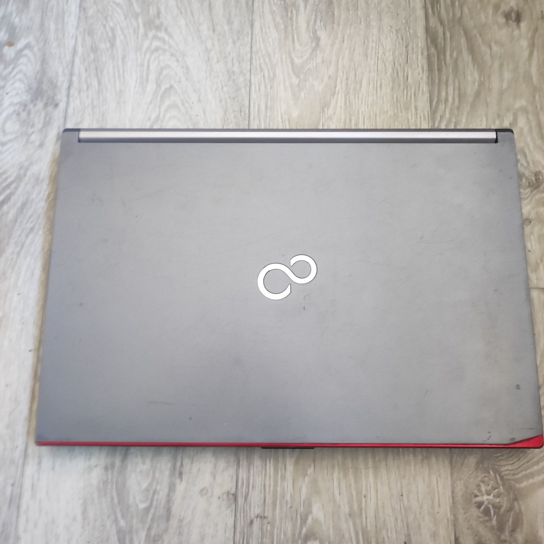 Laptop Fujitsu n730