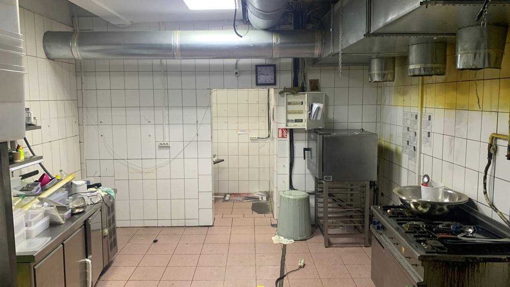 Аренда отдельно стоящего здания в супер-месте Харькове на Сумской.