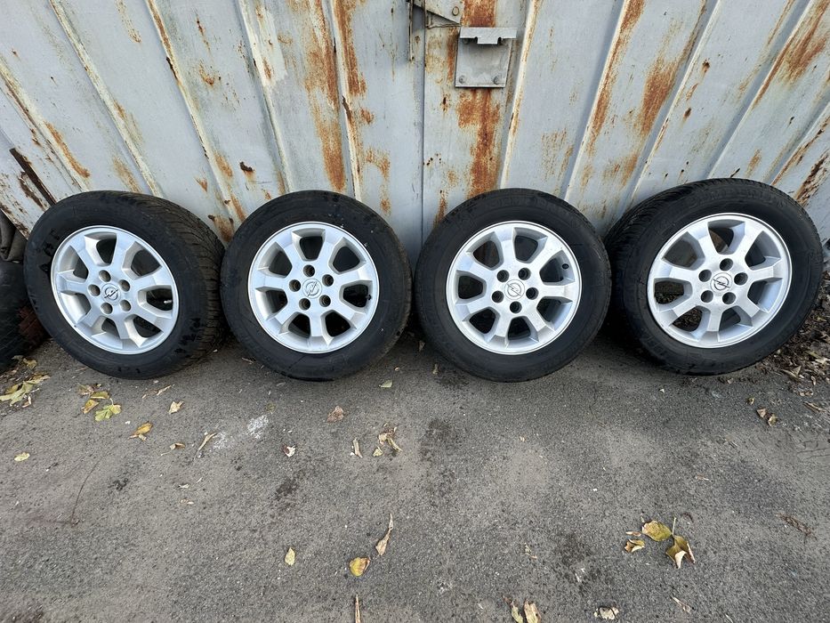 Диски з резиною 15r 195/65 з Opel Astra h