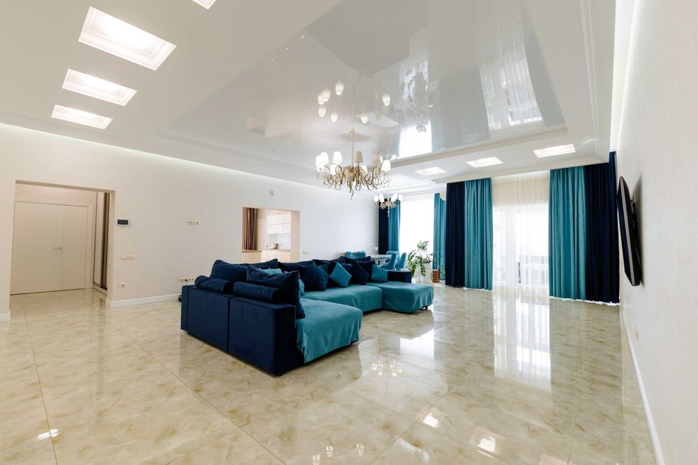 Продам будинок з гаражем та ділянкою! Район Щасливого!!!