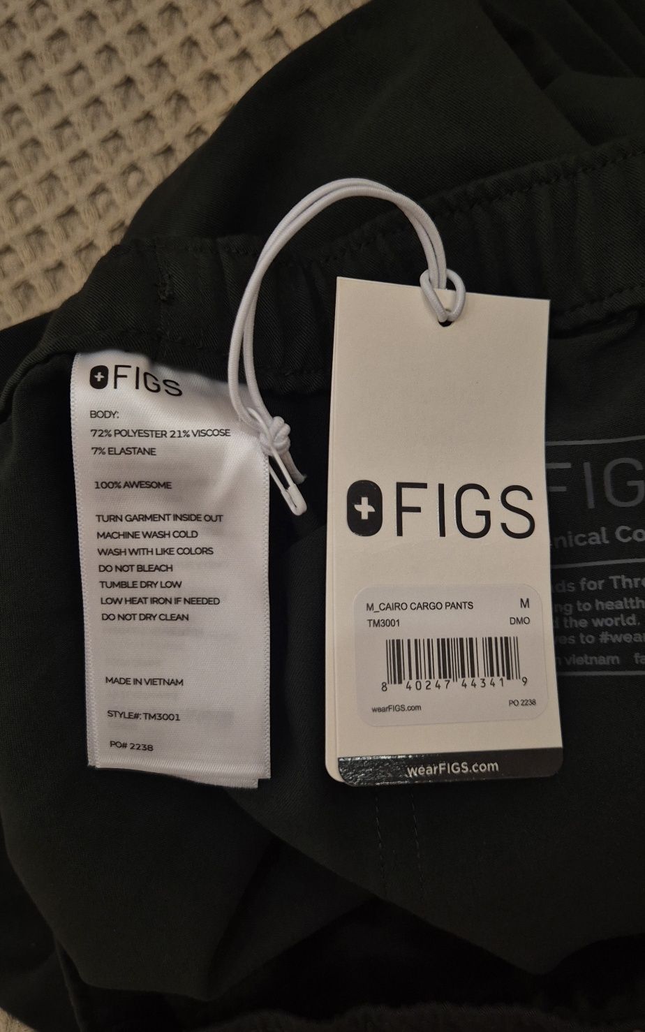 Новий оригінальний медичний костюм FIGS