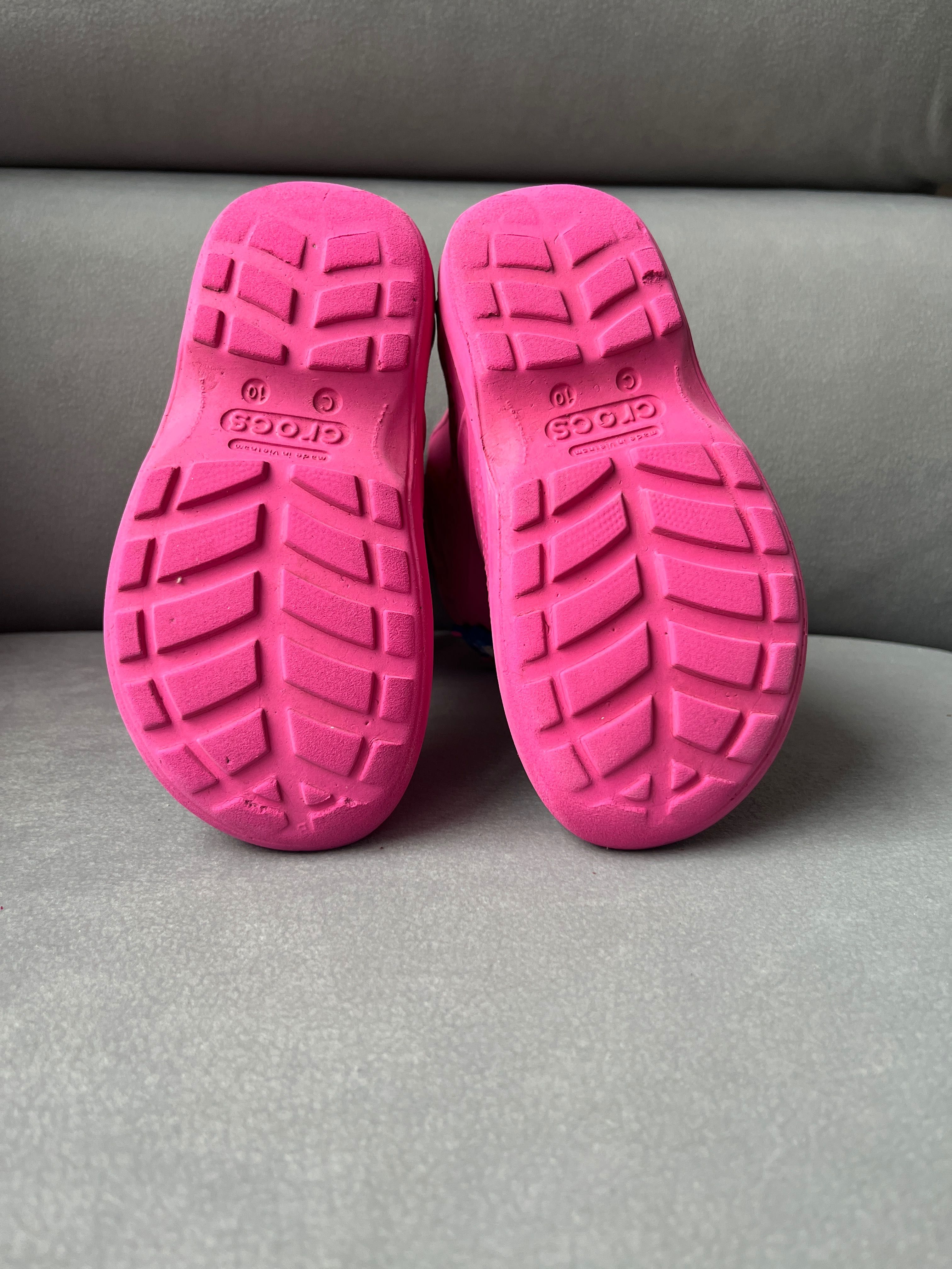 Crocs różowe Kalosze   Przypinkami Stitch – Rozmiar C10 27-28