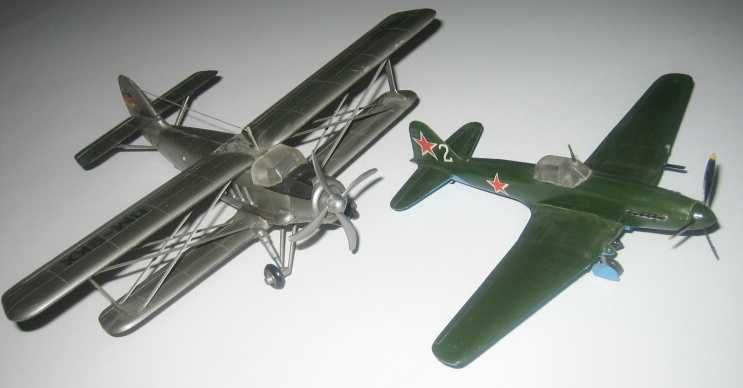 Modele plastikowe samolotów kolekcja