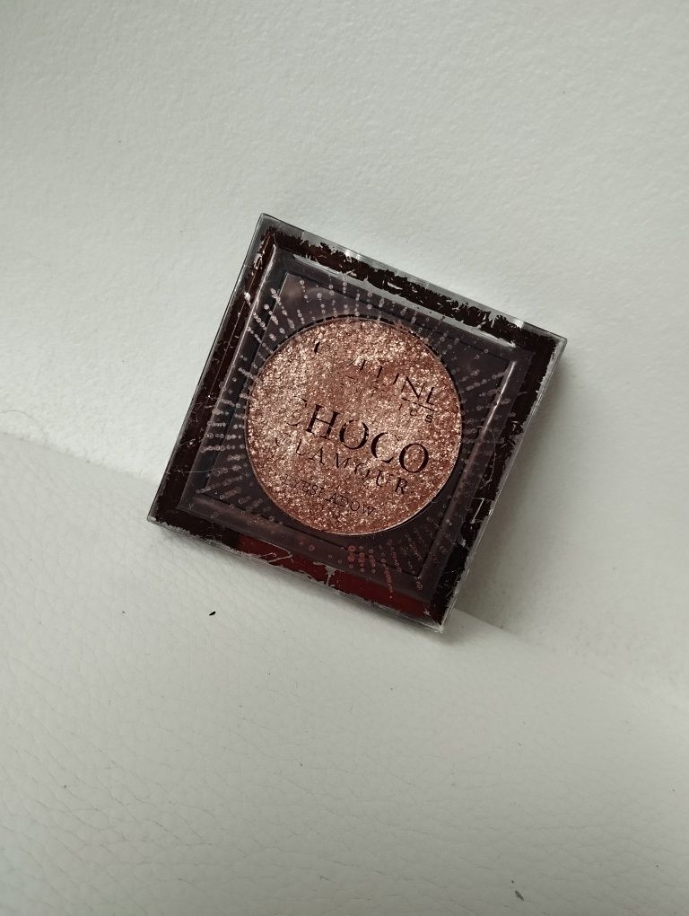 Cień do powiek choco Eveline złoty sparkle