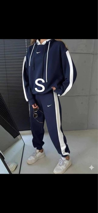 Komplet dresowy damski rozmiar S