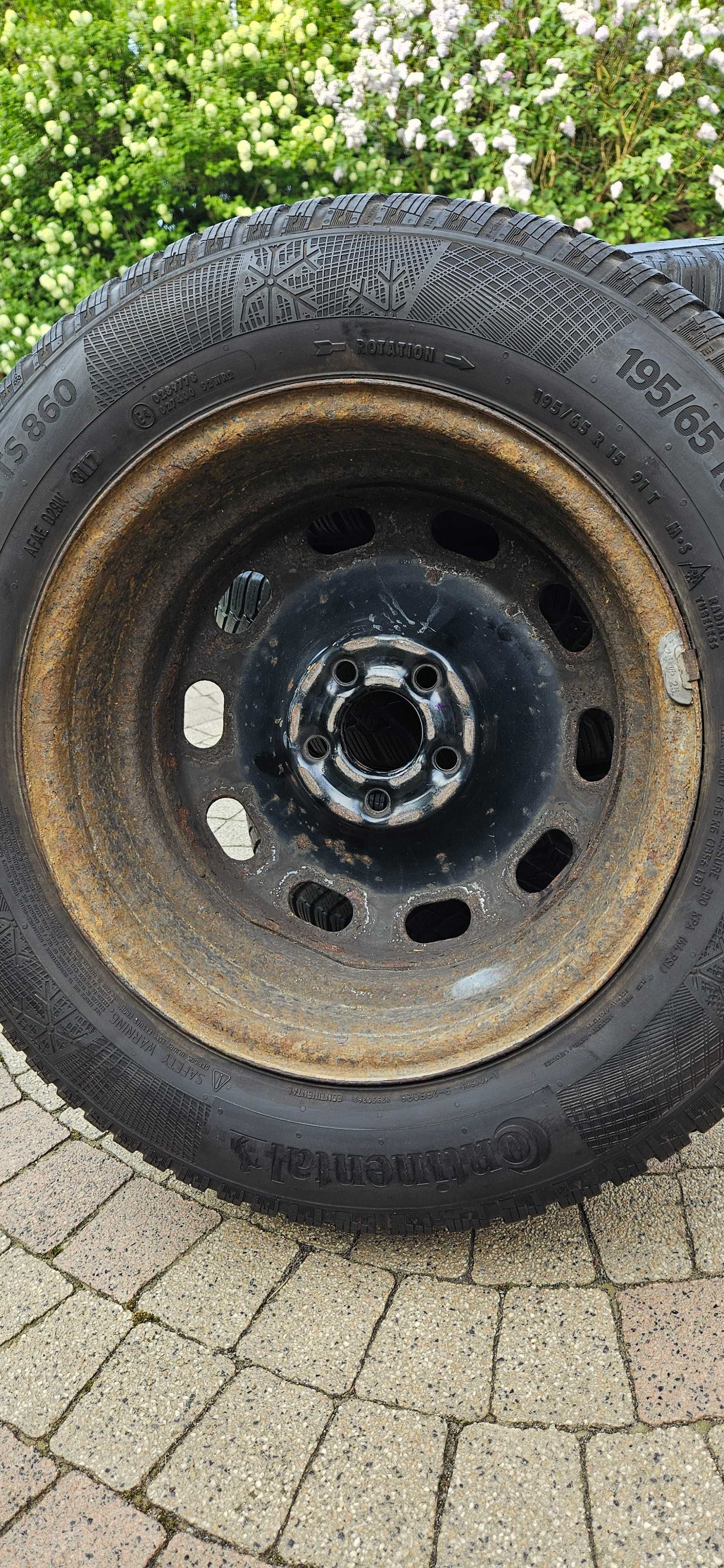 Koła zimowe 4 x Continental WinterContact TS 860 195/65R15 91T