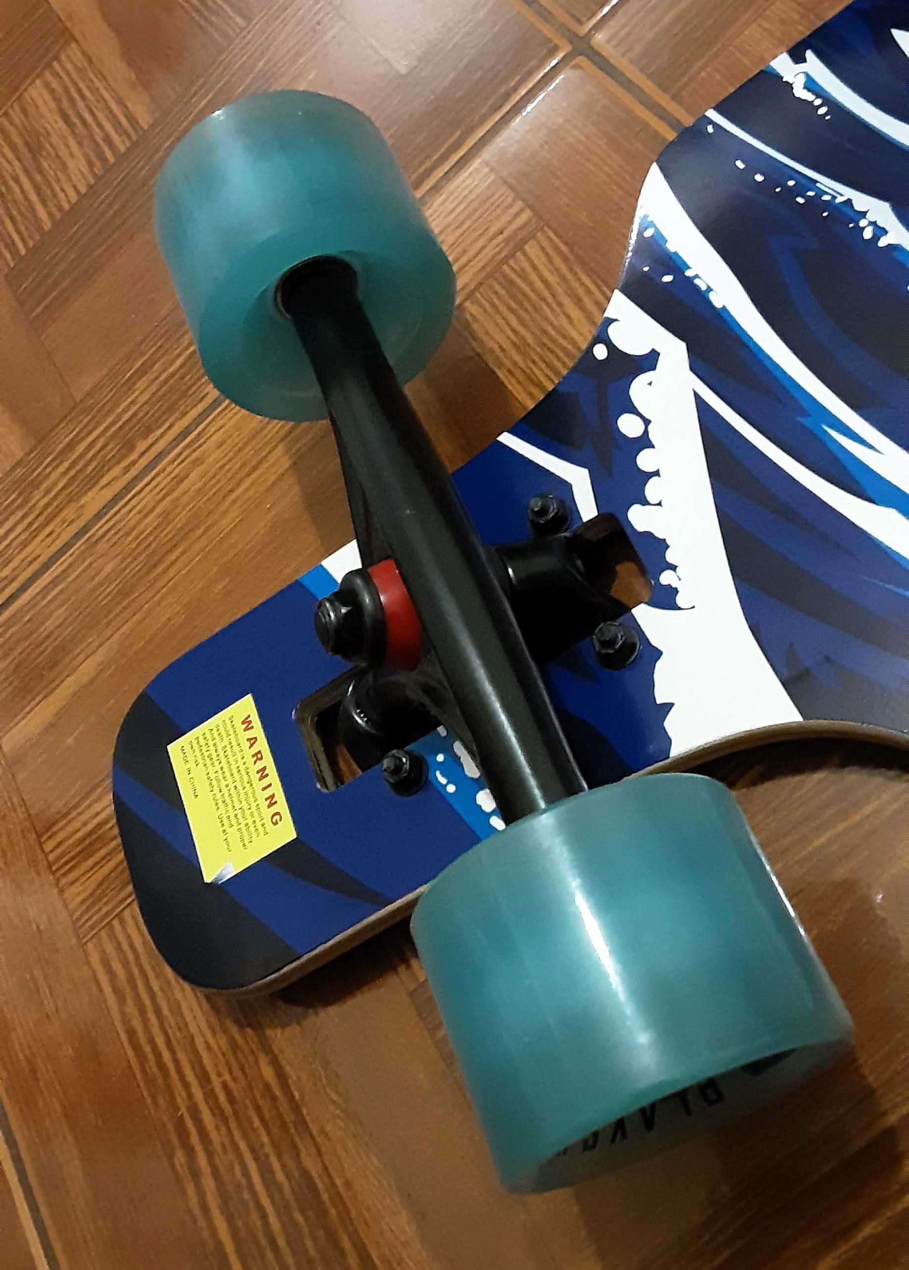 Playshion Freestyle Longboard (nova)