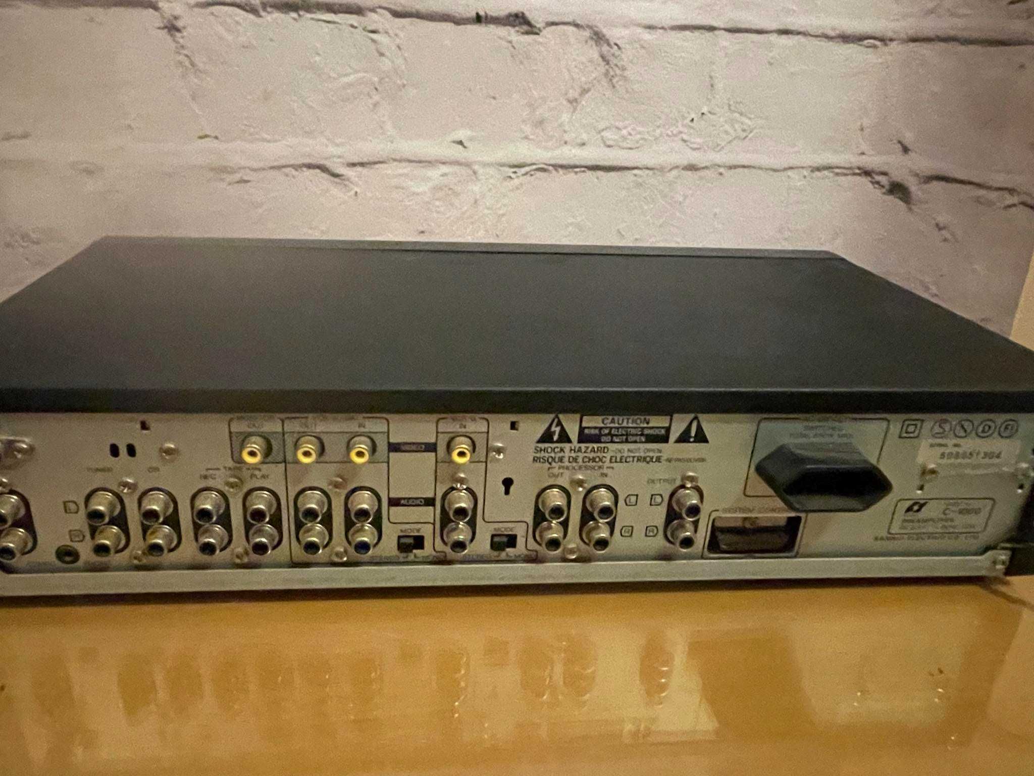 Pre-amp Sansui C-1000