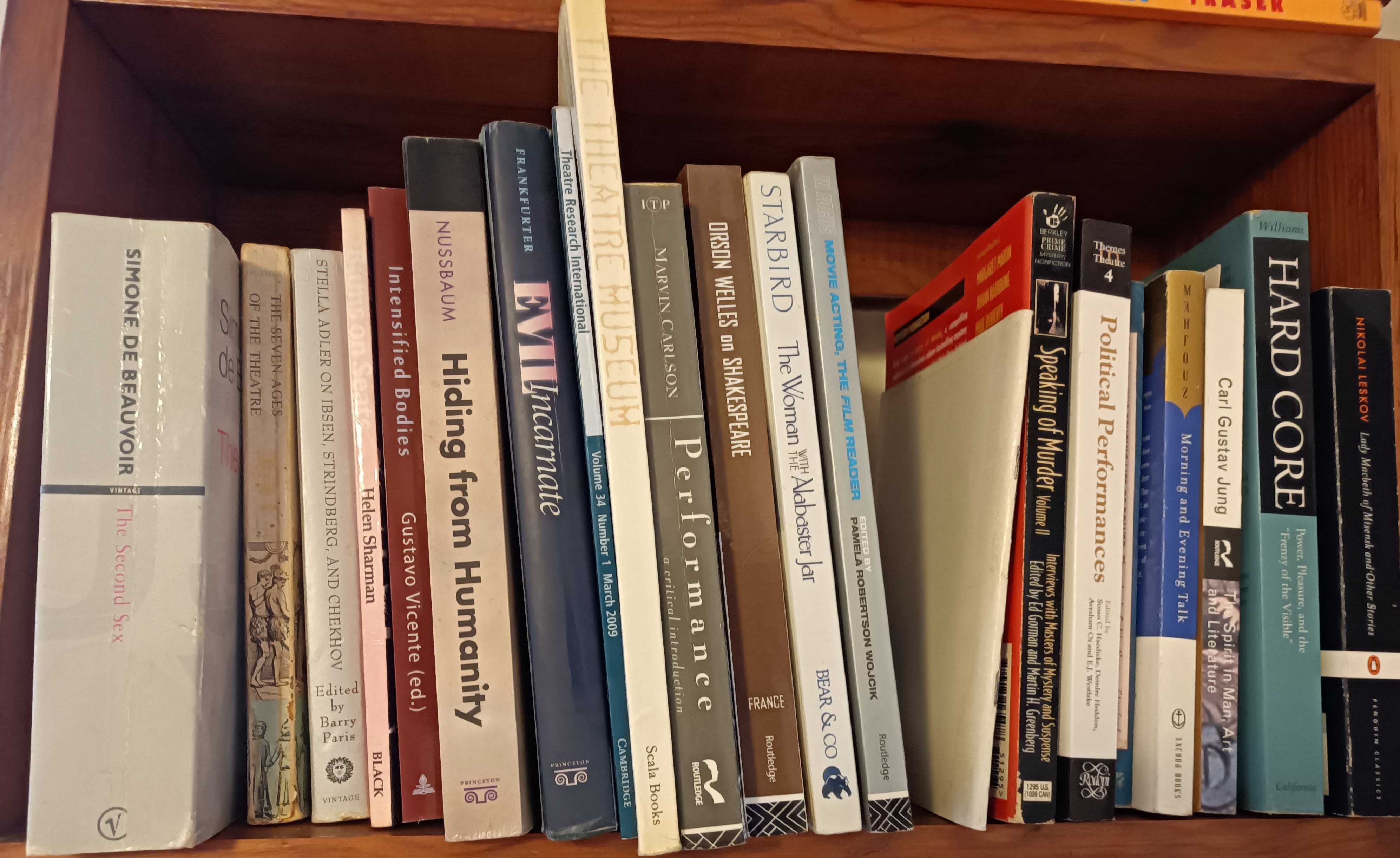 Livros em inglês teatro e outros temas