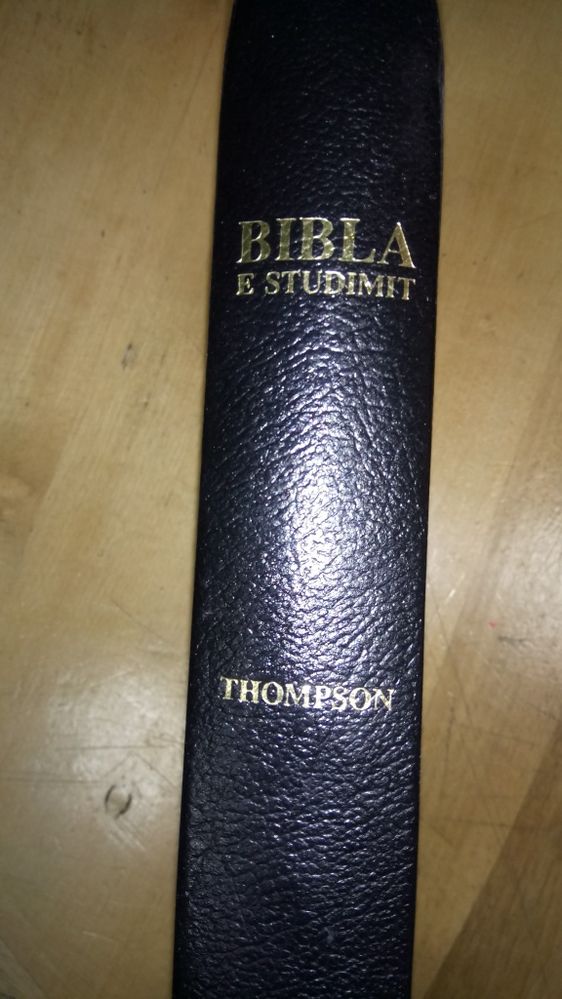 Bibla e studimit - The New Thompson Study Bible in ALBANIAN