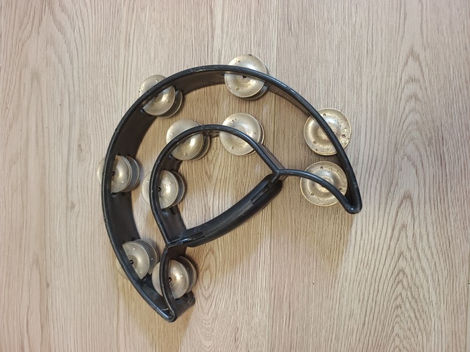 Тамбурин чорний пластиковий