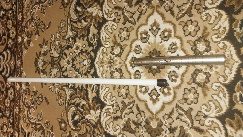 Продам світловий меч