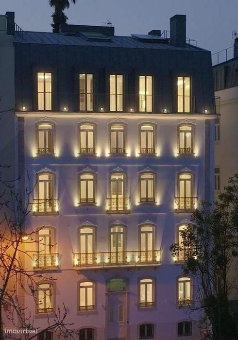 Apartamento T1 - Piso 0 - Novo - 78 m2 - Mobilado e equipado - Rua Mig