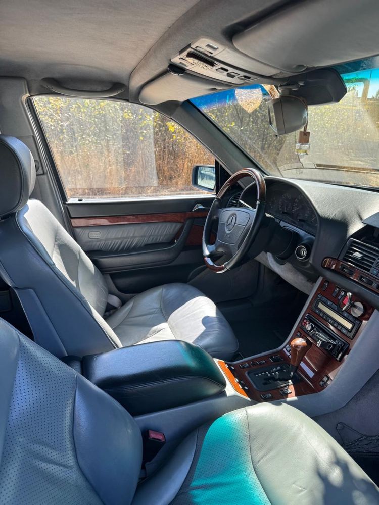 легендарный Мерседес w140