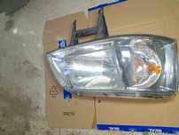 lampa prawy przód VOLKSWAGEN TRANSPORTER T5