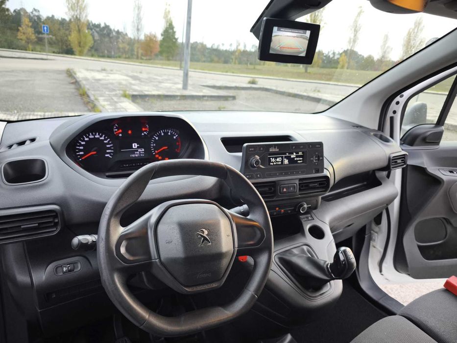 Peugeot Partner 1.6HDI 100CV 3 Lug