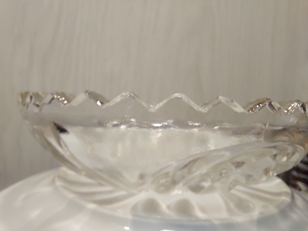 Przepiękna salaterka miseczka stare grube szkło kryształowe PRL