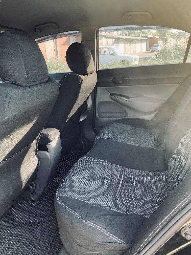 Продам Honda Civic 4d