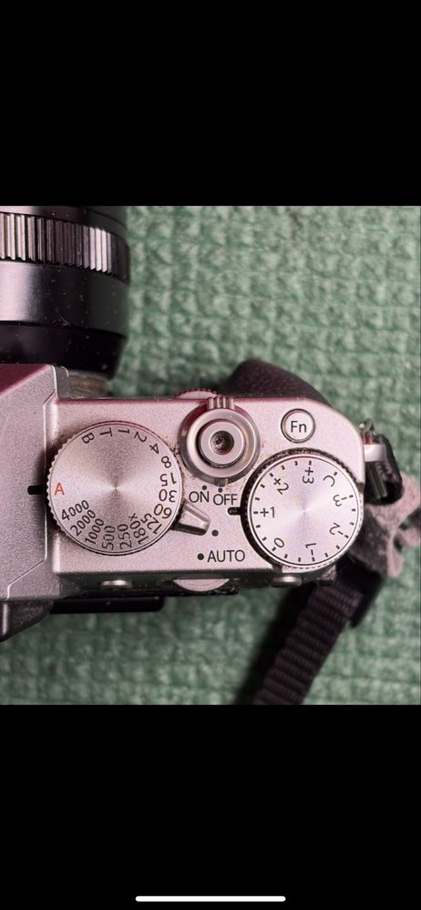 Fujifilm X-T20 + об’єктиви XF 18-55mm f/2.8-4 та XC 16-50mm f/3.5-5.6