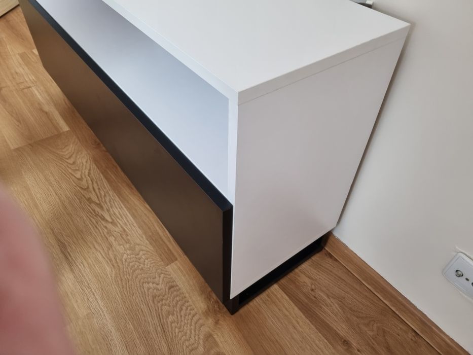 Szafka RTV biały mat/czarny mat 120