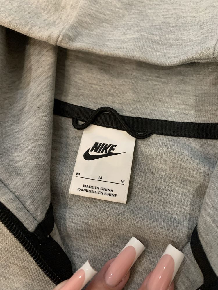 Nike tech fleece сіра