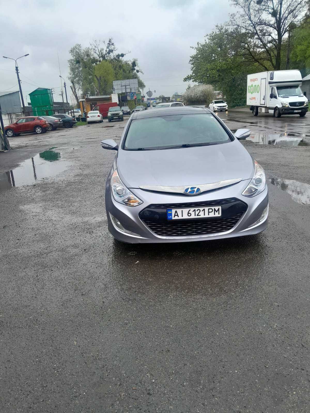 Авто в кредит Hyundai Sonata 2014 гiбрид