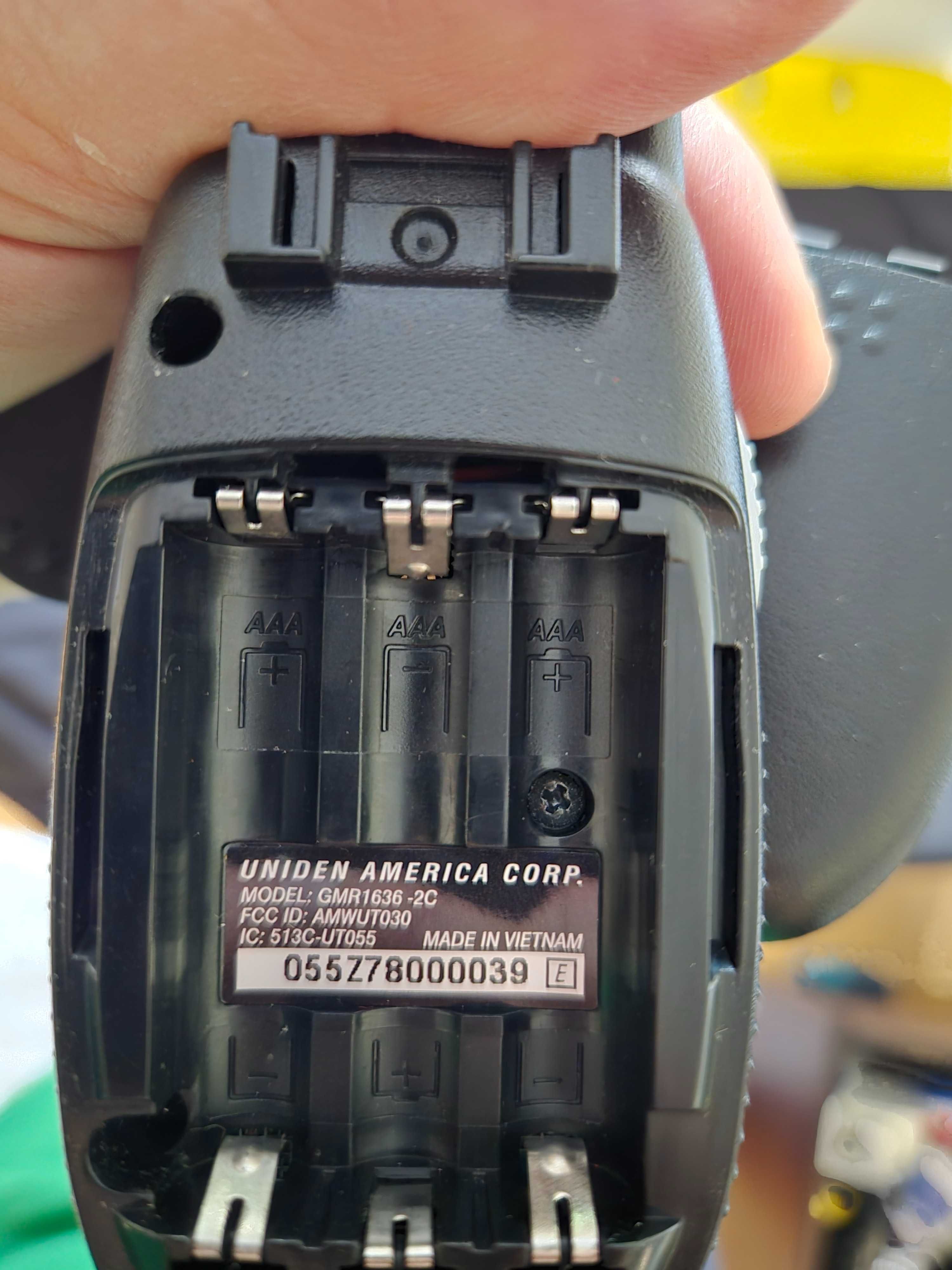 Par de Walkie Talkies com range até 5 Km de fabrico Japonês