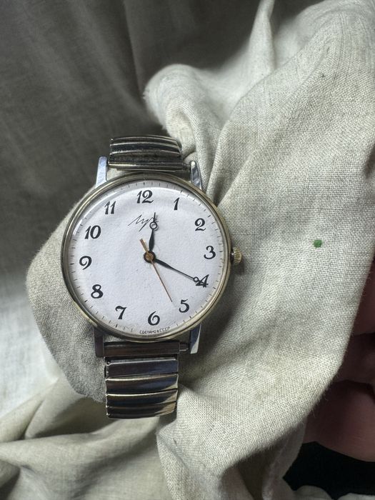 Часы Луч механика