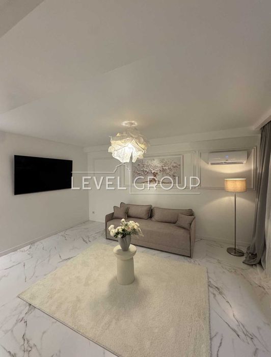 Продаж Київ, Шевченківський район, Берестейський проспект, 7б